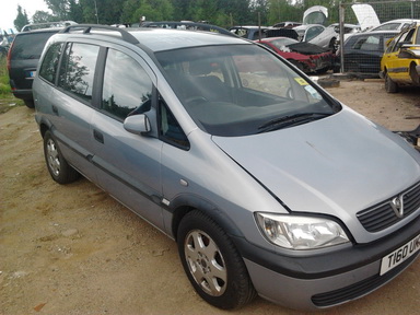 Подержанные Автозапчасти Opel ZAFIRA 1999 1.8 машиностроение минивэн 4/5 d. серебро 2013-6-27